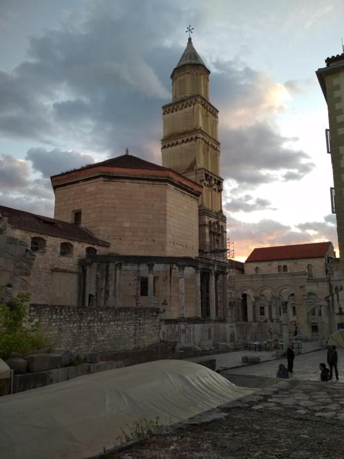 Studio Sfinga In The Heart Of Diocletian'S Palace Split Bagian luar foto