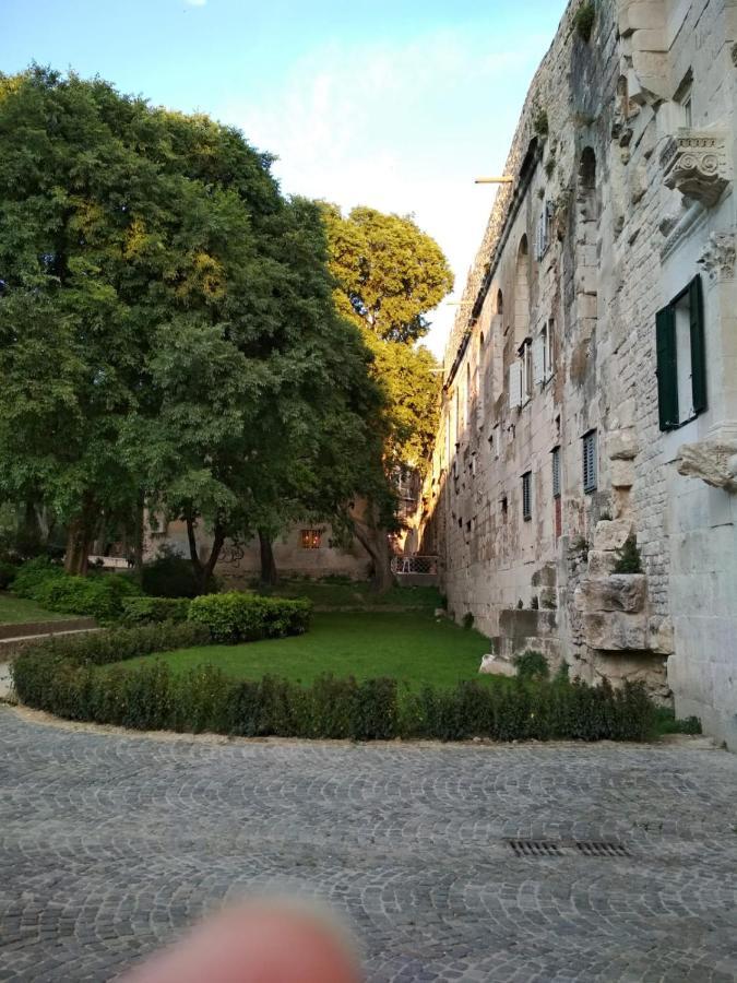 Studio Sfinga In The Heart Of Diocletian'S Palace Split Bagian luar foto